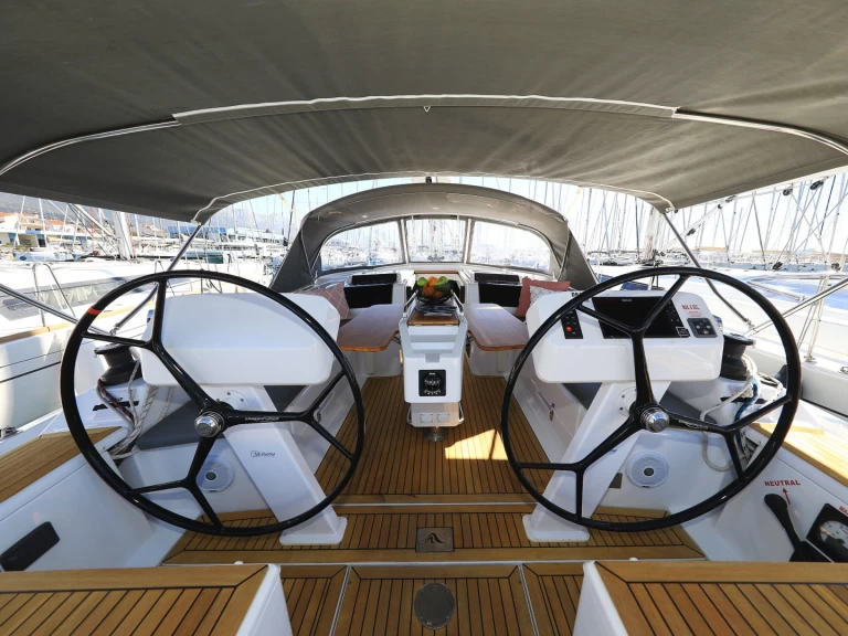 Wynajmij Hanse Hanse 458 w Kaštela