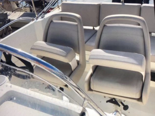 Wynajmij Quicksilver Activ 605 Open w Marsylia