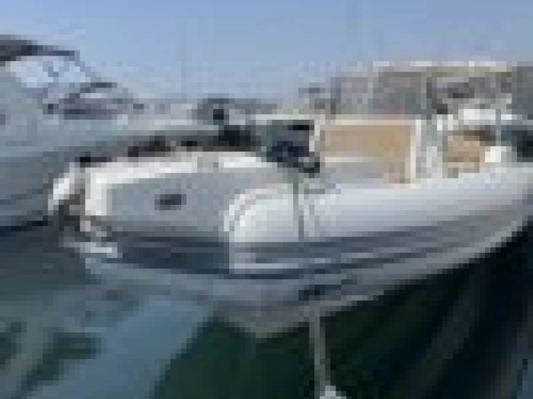 Wynajem Łódż półsztywna Marlin Boat z patentem 