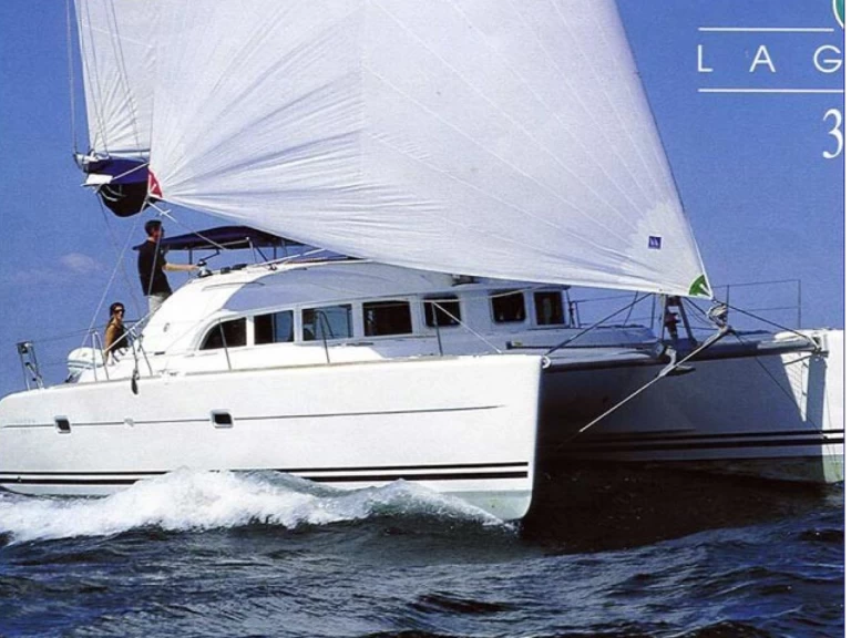 Wynajem łodzi Lefkáda tanio Lagoon 380/4 cab