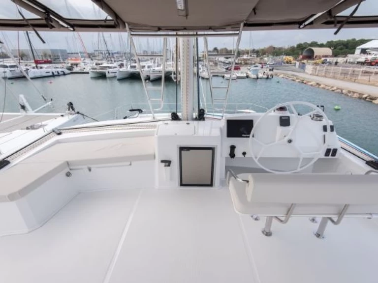 Bali Bali 5.4 między profesjonalistami a osobami prywatnymi w Nassau