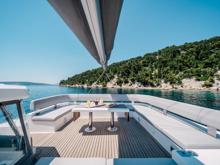 Wynajmij Leopard Leopard 50 w Split