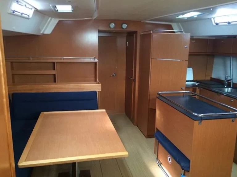 Wynajem łodzi Bavaria Cruiser 55 w Alimos na SamBoat 
