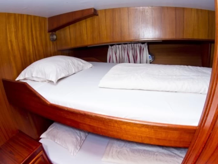 Wynajmij Motorówka z lub bez skippera Staryacht w Primosten