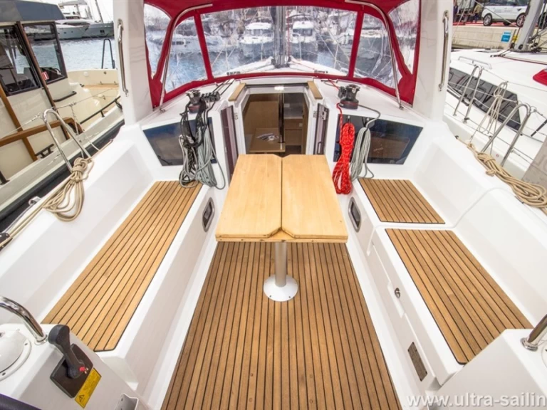Wynajem łodzi Bénéteau Oceanis 35 w Split na SamBoat 