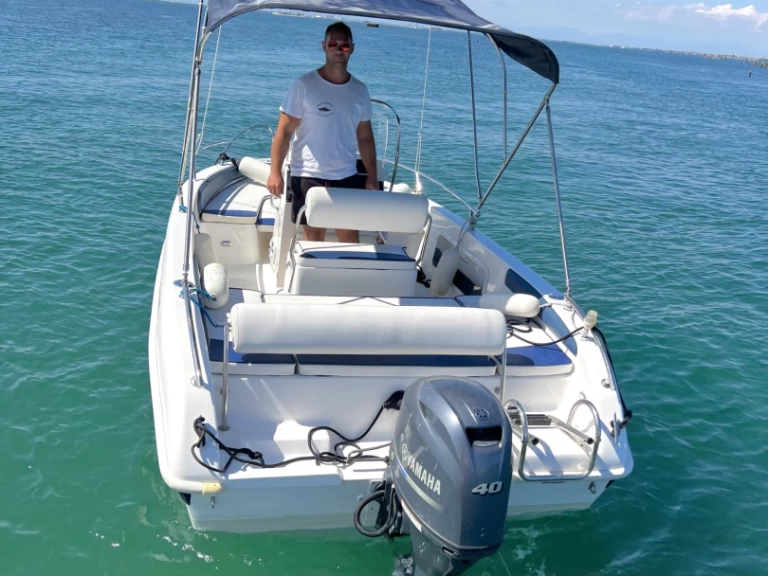 Wynajem łodzi Yacht&Co  Adriatc 19.5 w Venice na SamBoat 