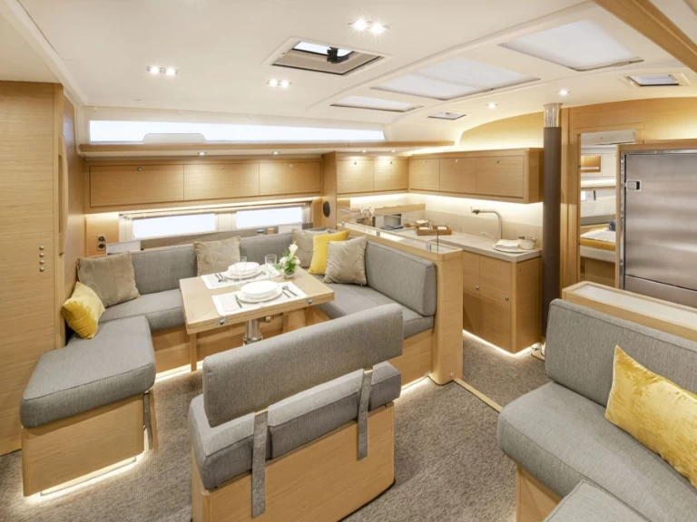 Żaglowiec do wynajmu w Pozzuoli w najlepszej cenie