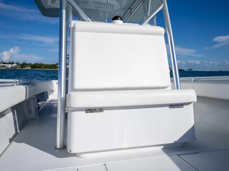 Wynajmij Luksusowy jacht z lub bez skippera Contender w Gustavia