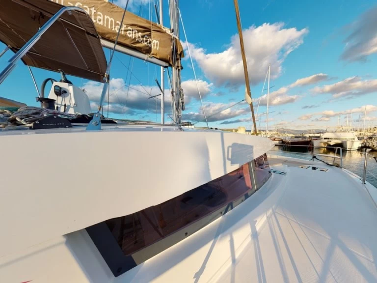 Wynajem Katamaran Bali z patentem 