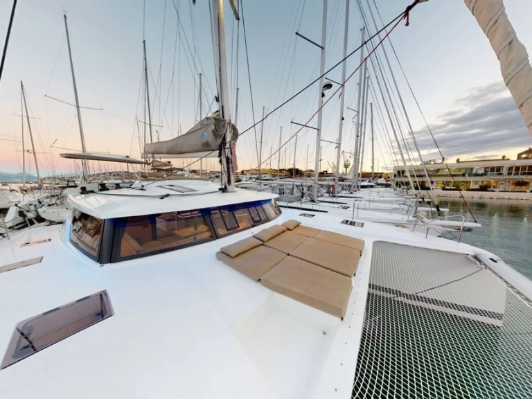 Wynajem Katamaran w Trogir - Fountaine Pajot Saona 47
