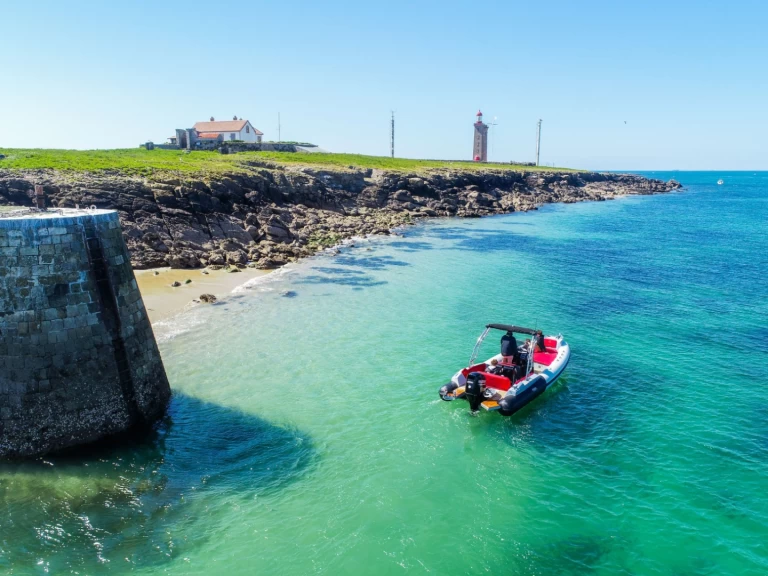 Wynajem Łódż półsztywna w L'Herbaudière - Prua al vento Thor 700