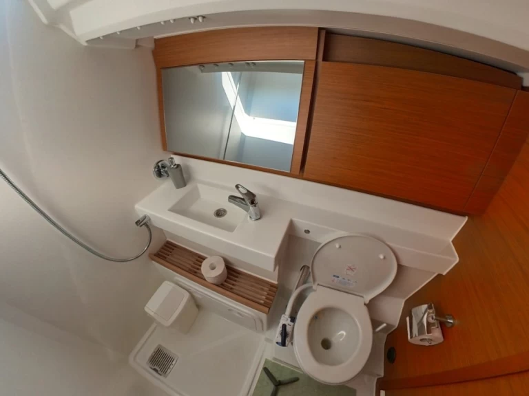 Wynajem łodzi Pirovac tanio Sun Odyssey 440