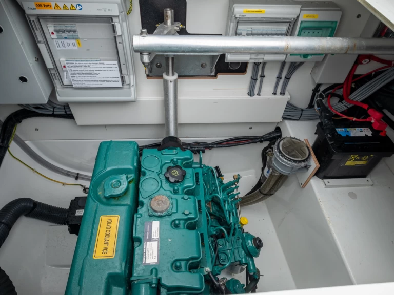 Fountaine Pajot Astrea 42 między profesjonalistami a osobami prywatnymi w Lefkáda