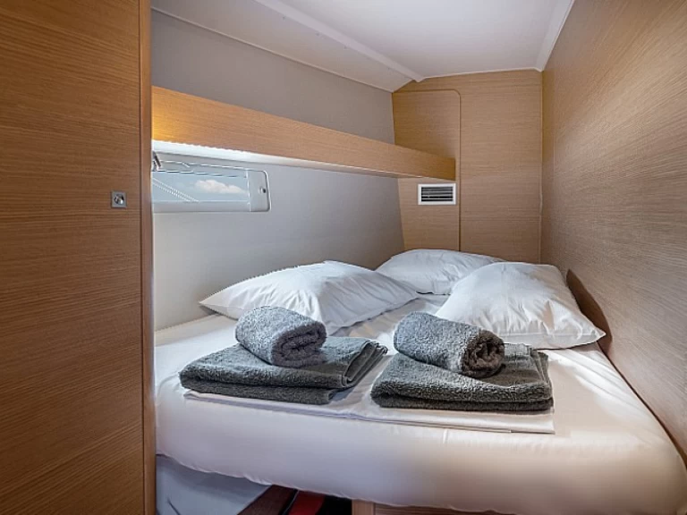 Żaglowiec do wynajmu w Lefkáda w najlepszej cenie