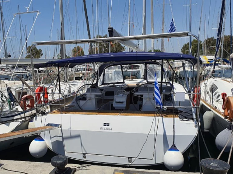 Wynajem łodzi Bavaria Bavaria C45 w Alimos na SamBoat 
