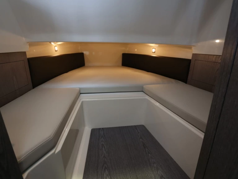 Wynajem w Santa Eularia des Riu- Capelli Tempest 40 na SamBoat