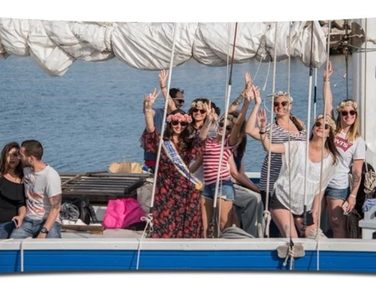 Wynajem Żaglowiec w Marsylia - CHANTIER NAVAL AVERSA AVERSA 23