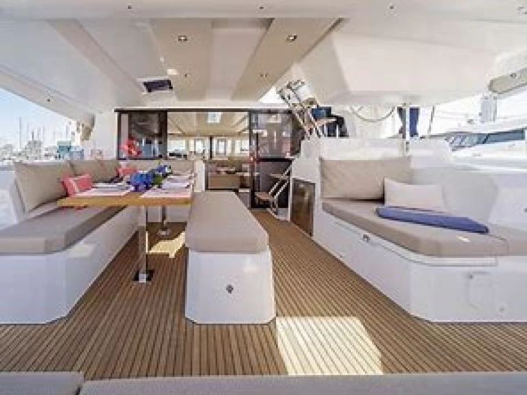 Wynajem Katamaran w Porquerolles - Fountaine Pajot Astrea 42