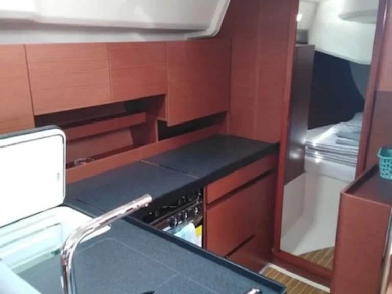 Wynajmij Hanse Hanse 458 w Donji Seget