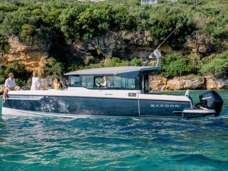 Motorówka do wynajmu w Gouvia w najlepszej cenie