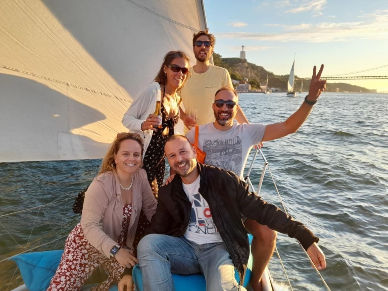 Bénéteau First 32 Bénéteau First 32 między profesjonalistami a osobami prywatnymi w Caxias