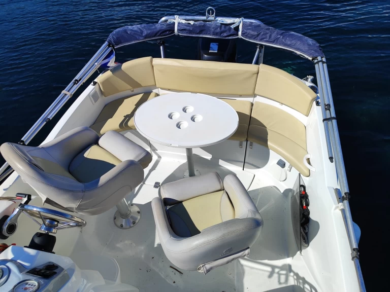 Wynajem łodzi Bénéteau Flyer 5.5 SUNdeck w Six-Fours-les-Plages na SamBoat 