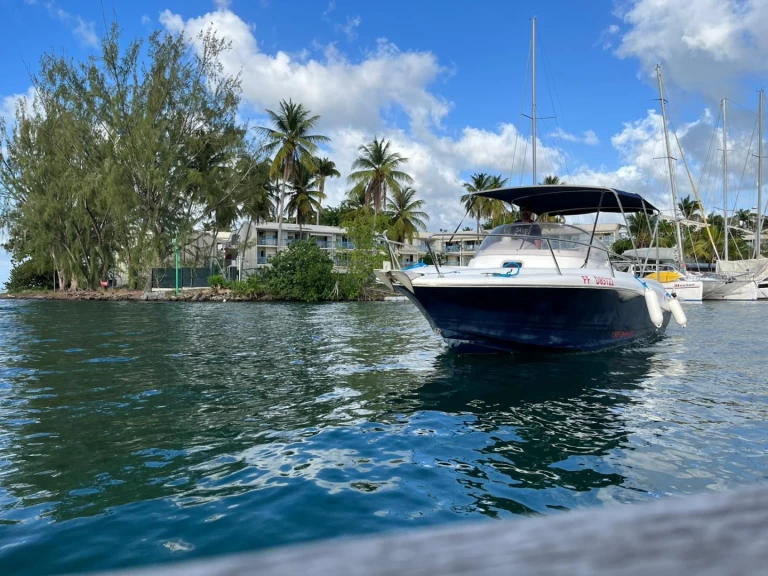Wynajem łodzi Les Trois-Îlets tanio Cap Camarat 715 WA