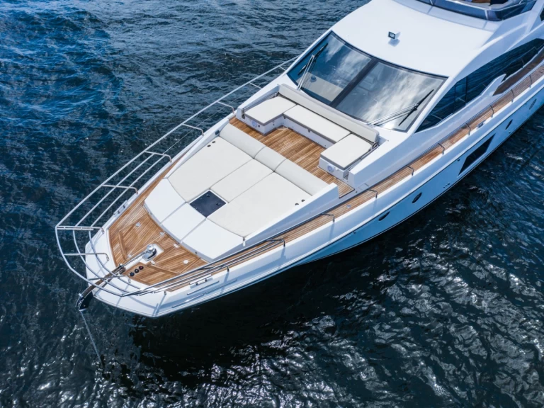 Wynajmij Luksusowy jacht z lub bez skippera Azimut w Miami