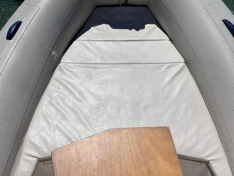 Wynajmij Capelli Tempest 626 Luxe w Bandol