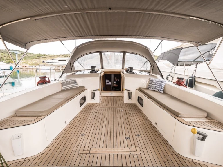 Wynajem łodzi More Boats More 55 w Primosten na SamBoat 