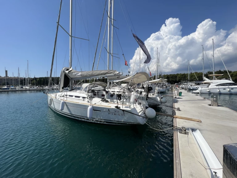 Wynajem w Pula- Bénéteau First 35 na SamBoat