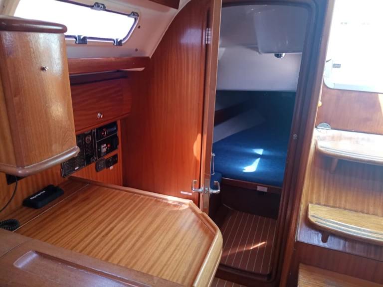 Wynajmij Bavaria Bavaria 36 w Mahon Port