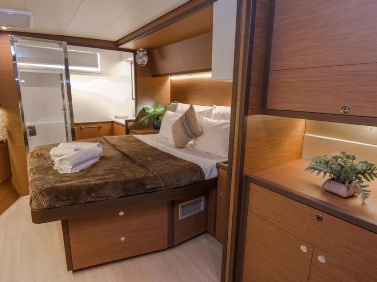 Wynajmij Katamaran z lub bez skippera Lagoon w Fethiye