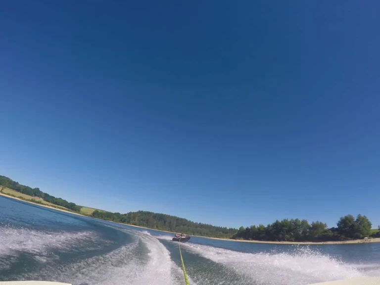 Wynajmij Bayliner Bayliner 175 GT w Salles-Curan