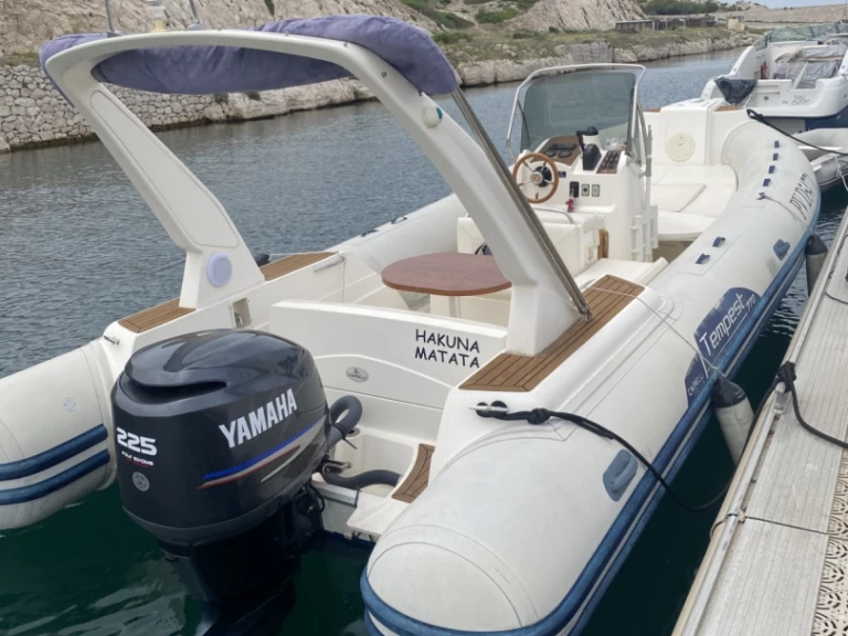 Capelli Tempest 770 Luxe między profesjonalistami a osobami prywatnymi w Marsylia