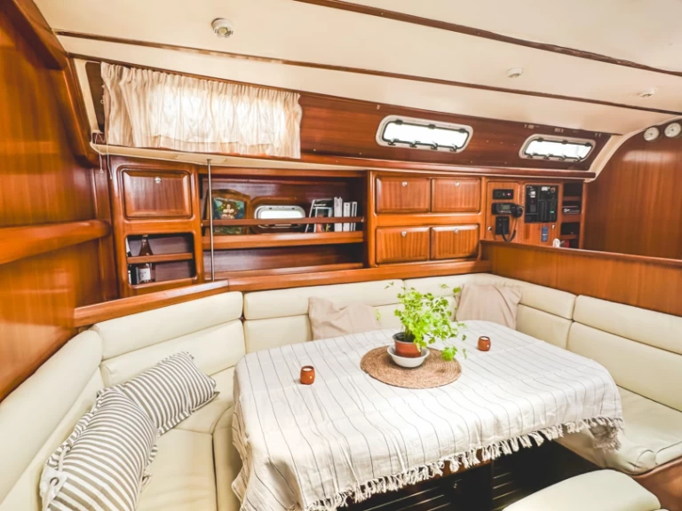 Wynajem w Porroig- Bavaria Bavaria 42 Cruiser na SamBoat