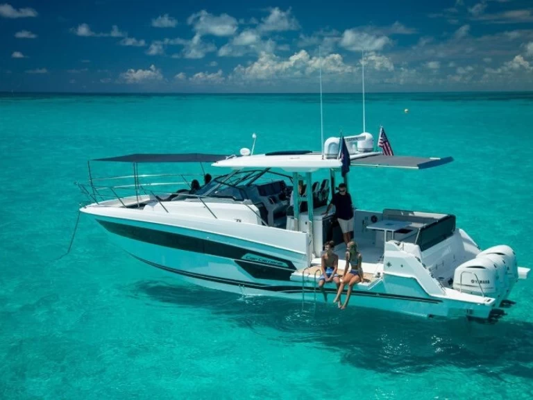 Jeanneau Cap camarat 12.5 wa między profesjonalistami a osobami prywatnymi w La Forêt-Fouesnant