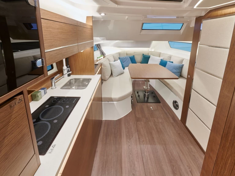 Wynajem łodzi La Forêt-Fouesnant tanio Cap camarat 12.5 wa