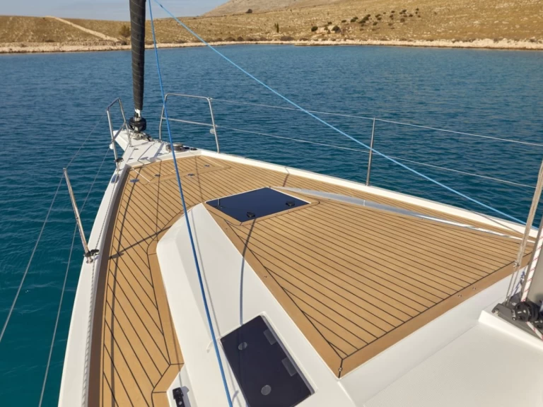 Wynajmij Elan Impression 45 w Pirovac