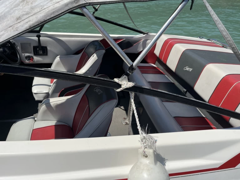 Wynajmij Glastron Sierra 177 sl w Sevrier