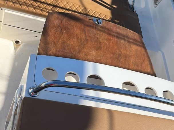 Wynajmij Capelli Tempest 690 w Pietà