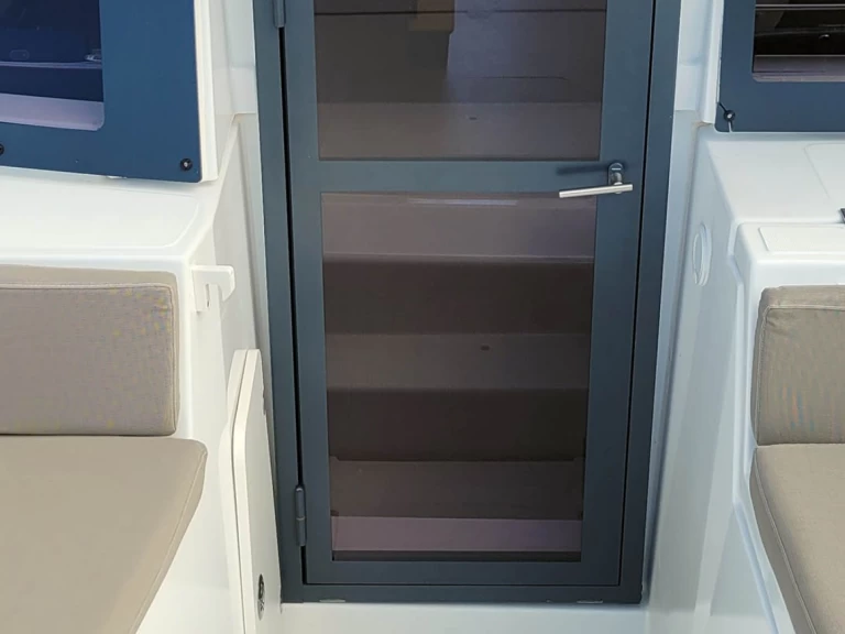 Bali Bali 4.2 między profesjonalistami a osobami prywatnymi w Road Town