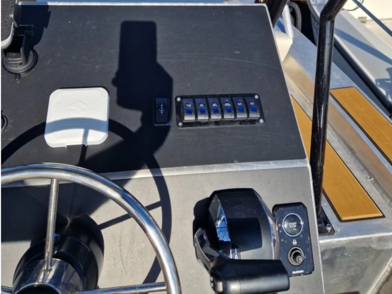 Wynajem łodzi BravaBoats BA 75 w Roses na SamBoat 