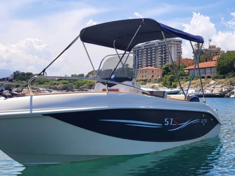 Wynajmij Trimarchi 57 S w Palermo