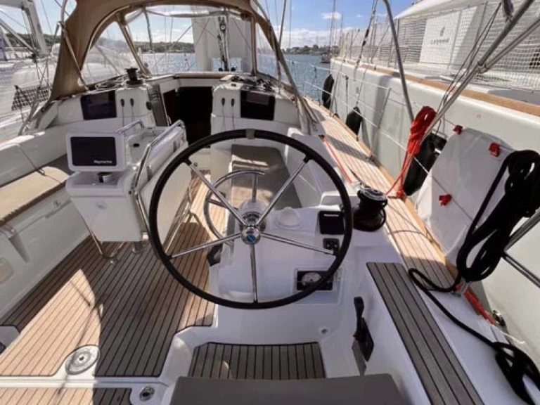 Żaglowiec do wynajmu w Portocolom w najlepszej cenie