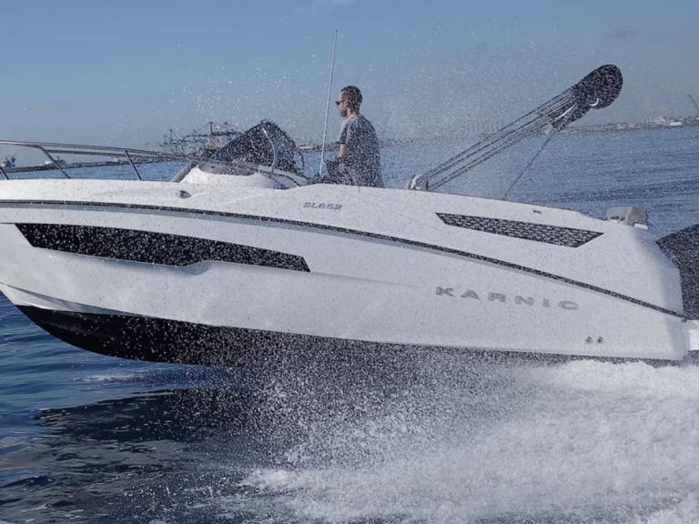 Wynajmij Karnic SL 602 w Les Issambres