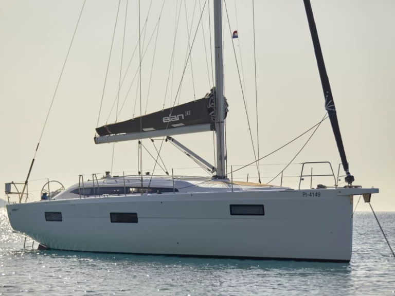 Wynajmij Żaglowiec z lub bez skippera Elan w Pirovac