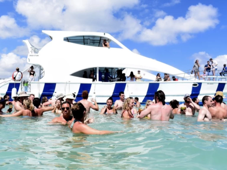 Wynajem w Zona Turistica De Bávaro- Ocean Yachts Ocean Star 60.1 na SamBoat