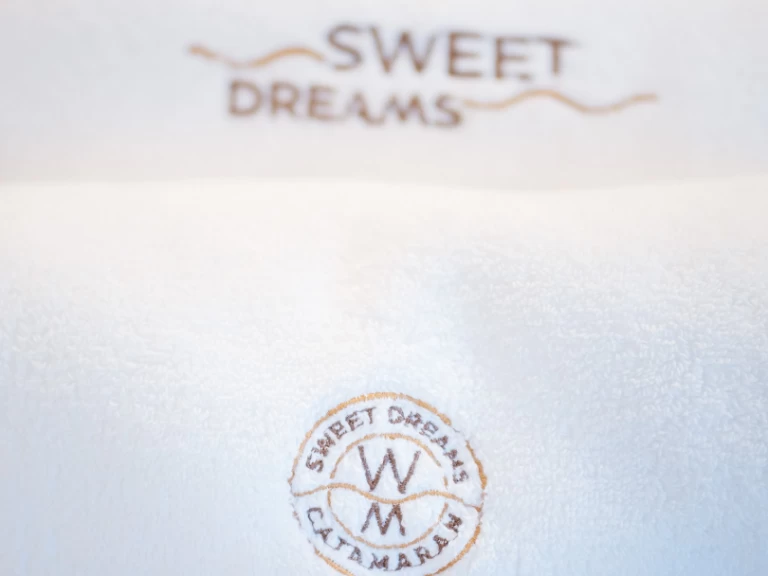 Wynajem Katamaran Sunreef z patentem 