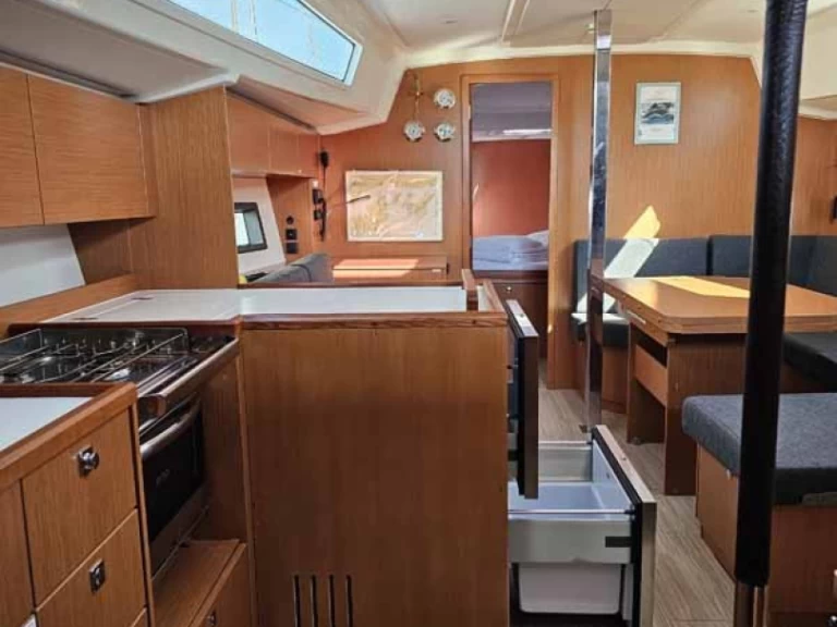 Wynajmij Bavaria Bavaria C42 w Punat